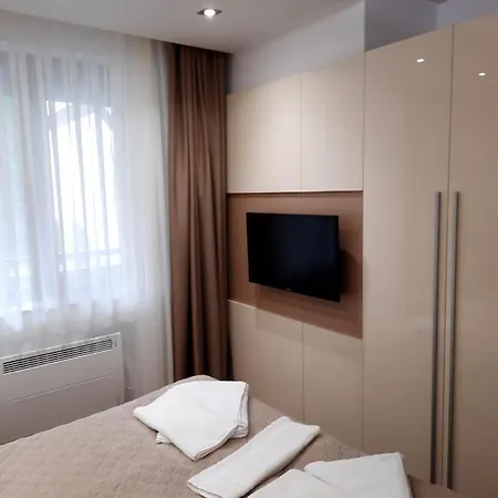луксозен в комплекс маунтин лейк: смолянски езера Apartment
