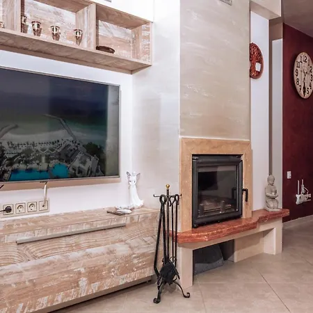Apartment луксозен в комплекс маунтин лейк: смолянски езера *