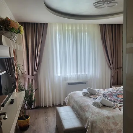 луксозен в комплекс маунтин лейк: смолянски езера Apartment *