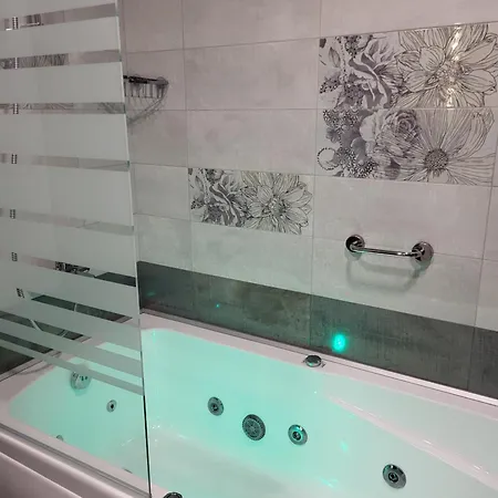 Apartment луксозен в комплекс маунтин лейк: смолянски езера Smolyan
