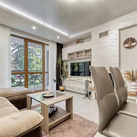 Apartment луксозен в комплекс маунтин лейк: смолянски езера
