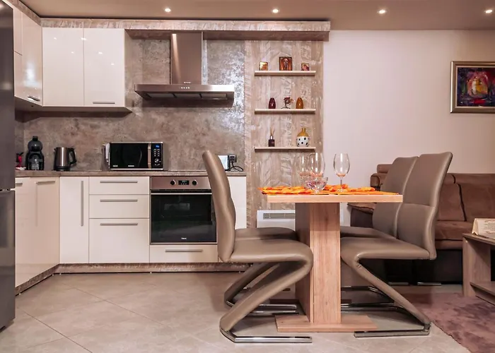 луксозен в комплекс маунтин лейк: смолянски езера